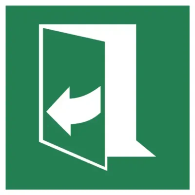 Uzlīme Durvis atveras velkot labajā pusē ISO 7010