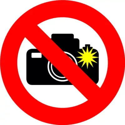 Uzlīme Fotografēt ar zibspuldzi aizliegts aizlieguma zīme sabedriskās vietās