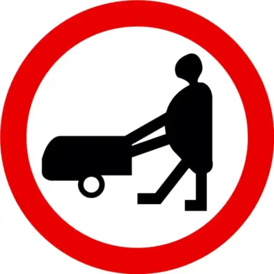 Uzlīme Ķerras ratus stumt aizliegts