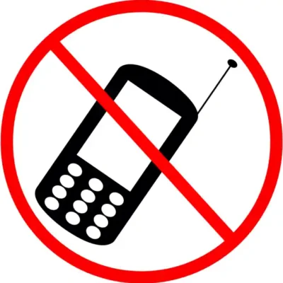 Uzlīme Mobilos telefonus un viedtālruņus izmantot aizliegts izslēgt telefonus aizlieguma zīme sabiedriskās vietās