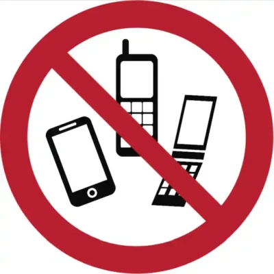 Uzlīme Mobilos telefonus un viedtālruņus izmantot aizliegts izslēgt telefonus aizlieguma zīme sabiedriskās vietās