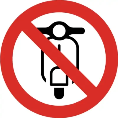 Uzlīme Motorolleriem kustība aizliegta