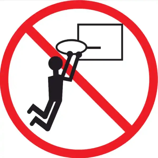 Uzlīme Pie basketbola groza karāties aizliegts