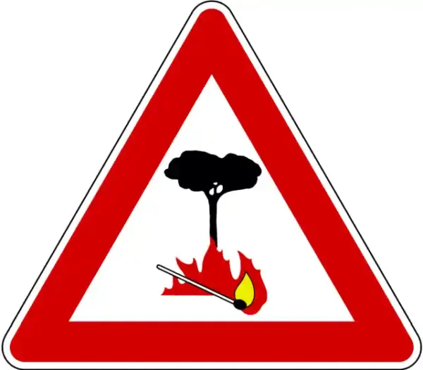 Uzlīme Bīstami viegla aizdegšanās ugunsdrošības brīdinājjuma zīme