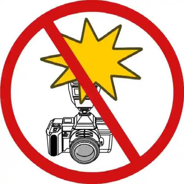 Uzlīme Fotografēt ar zibspuldzi aizliegts aizlieguma zīme sabedriskās vietās